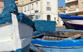 Lakkios Charming Suites And Rooms
